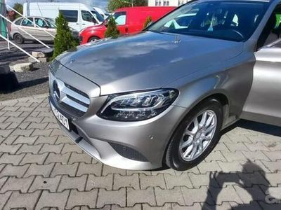 używany Mercedes C220 