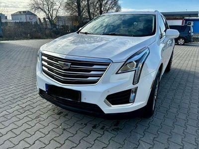 używany Cadillac XT5 3.6dm 314KM 2017r. 113 000km