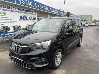 Używany Opel Combo Life 131 KM (96 kW) 2020 Czarny Kombi