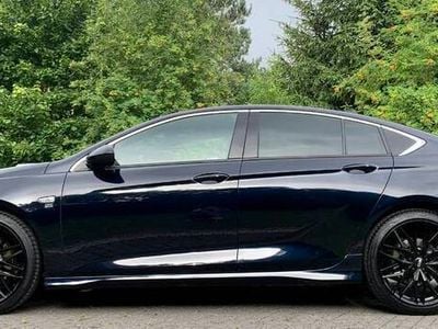 Używany Opel Insignia OPC 205 KM (150 kW) 2018 Granatowy Sedan/Limuzyna