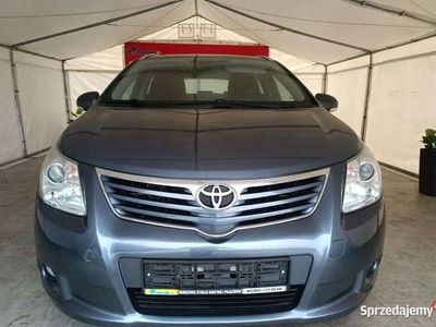 używany Toyota Avensis 2.0D4D 2010