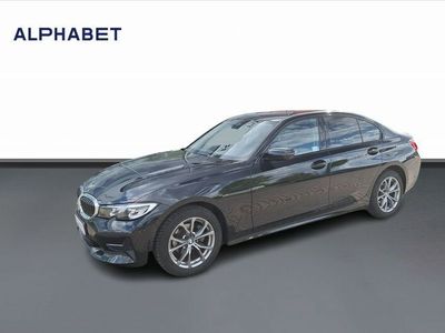 używany BMW 318 2dm 156KM 2021r. 25 398km