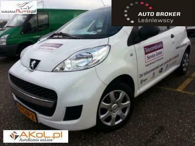 Używany Peugeot 107 68 KM (50 kW) 2011 Biały Hatchback