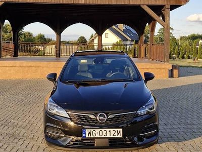 Czarny Używany 2020 Opel Astra GS Line Kombi | 62 500 zł (Dość drogi)