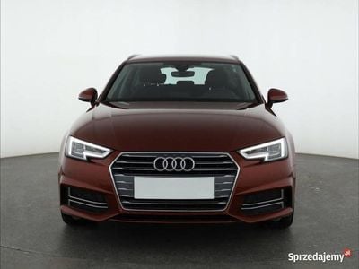 Bordowy Używany 2018 Audi A4 Kombi | 77 999 zł (Dość drogi)