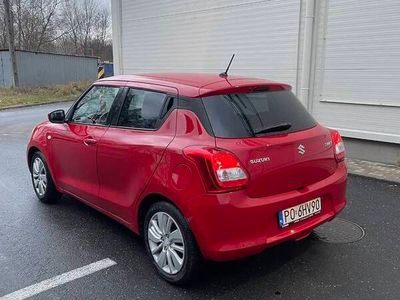 Czerwony Używany 2018 Suzuki Swift Hatchback | 39 800 zł