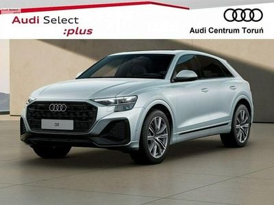 Srebrny Używany 2024 Audi Q8 SUV | 349 000 zł