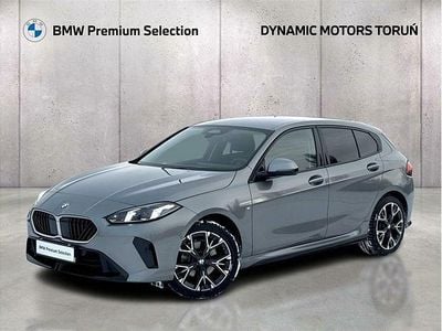 Używany BMW 118 Shadowline 150 KM (110 kW) 2025 Szary skyscraper metalizowany Hatchback