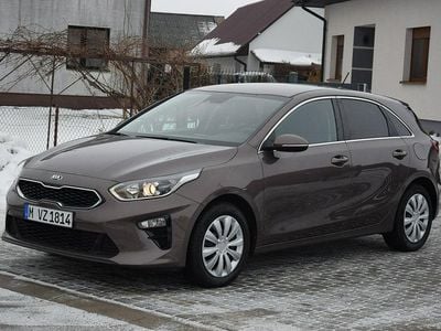 Brązowy Używany 2019 Kia Ceed Hatchback | 36 900 zł (Dobra cena)