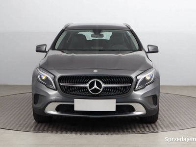 Mercedes GLA200