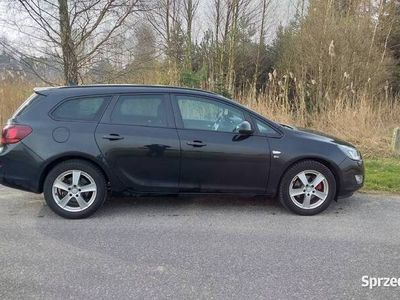 używany Opel Astra Sport Router 2012r 2,0 165 KM 1 Właściciel