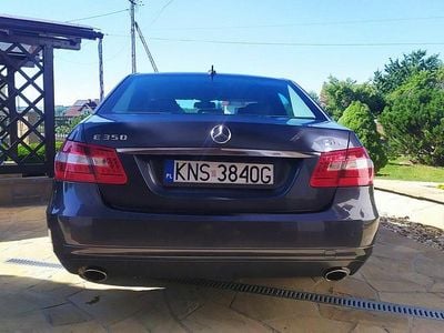 Używany Mercedes E350 2009 Szary Sedan/Limuzyna