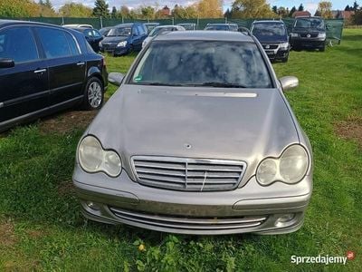 Mercedes C180