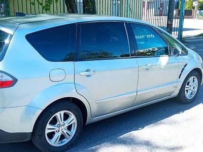 Używany Ford S-MAX S 2008 Minivan
