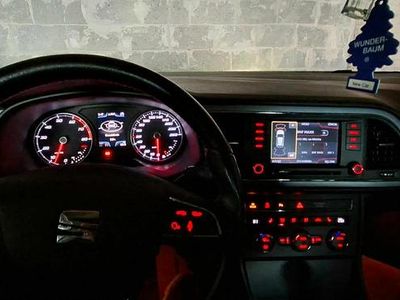 Czarny Używany 2013 Seat Leon FR Hatchback | 32 600 zł (Dość drogi)