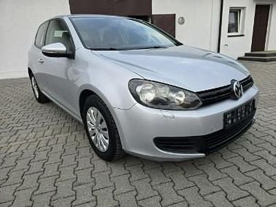 Czarny (metalik) Używany 2009 VW Golf VI Hatchback | 17 900 zł (Uczciwa cena)
