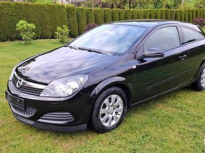 Opel Astra GTC