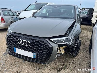 Szary Używany 2023 Audi Q3 S-Line SUV | 94 000 zł