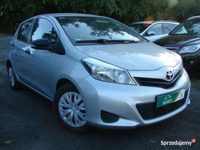 używany Toyota Yaris 1dm 90KM 2012r. 167 000km