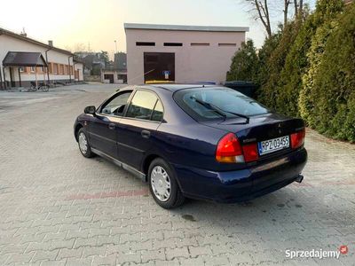 używany Mitsubishi Carisma 1.8 Super stan zamiana