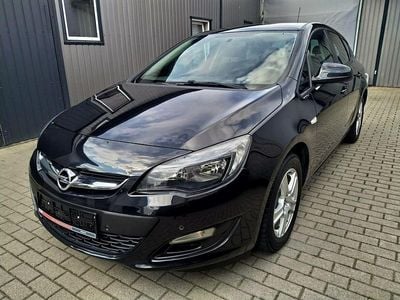 Czarny Używany 2014 Opel Astra Hatchback | 26 900 zł (Uczciwa cena)