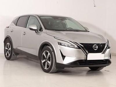 Używany Nissan Qashqai 140 KM (102 kW) 2022 Srebrny SUV