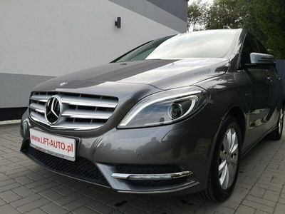 Mercedes B180