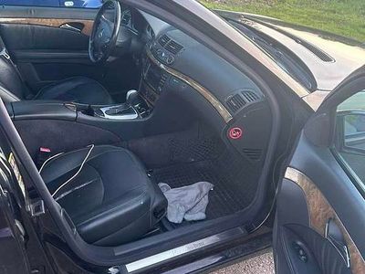 Używany Mercedes E320 204 KM (150 kW) 2004