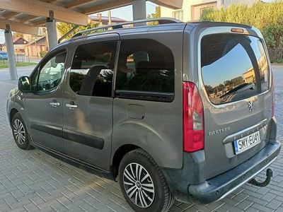 Szary Używany 2008 Peugeot Partner Minivan | 8900 zł