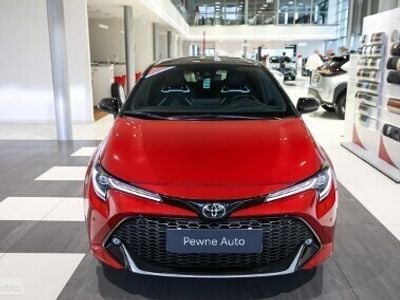 Używany Toyota Corolla Sport 98 KM (72 kW) 2020 Czerwony Hatchback