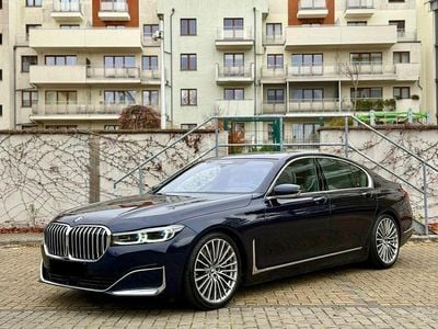 używany BMW 750 750 Faktura VAT 23% I X-drive High Executive G12 (2015-...)