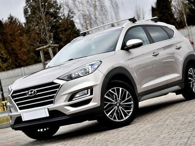 Używany Hyundai Tucson 132 KM (97 kW) 2019 Złoty (metalik, perła) SUV