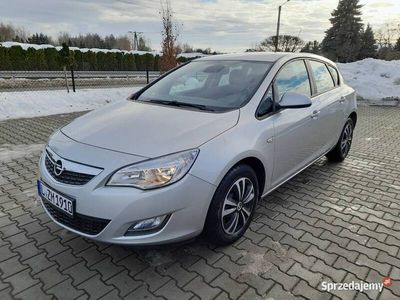używany Opel Astra 1.6 benzynka