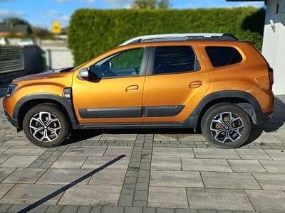 Żółtozłoty Używany 2021 Dacia Duster SUV | 68 000 zł (Dość drogi)