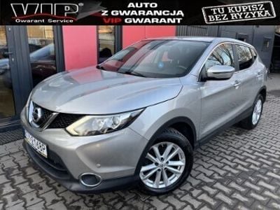 Beżowy Używany 2014 Nissan Qashqai SUV | 42 900 zł (Dość drogi)