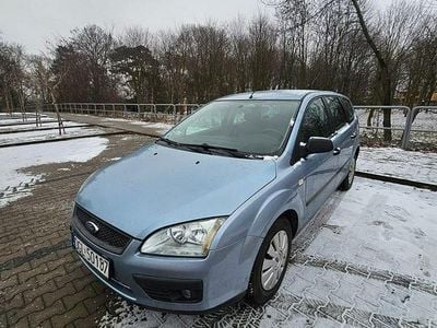 Biały Używany 2005 Ford Focus Kombi | 4999 zł (Dobra cena)