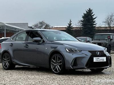 używany Lexus IS300h F SPORT