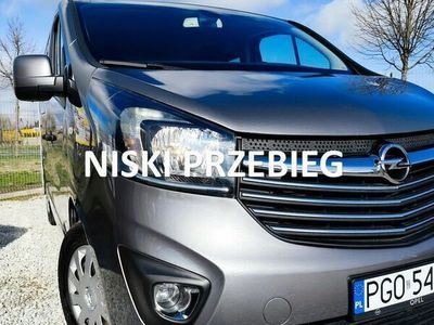 używany Opel Vivaro 1.6DCI 8osobowy