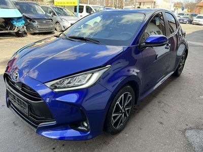 używany Toyota Yaris Hybrid 1.5dm 125KM 2021r. 83 028km