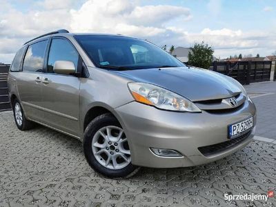 używany Toyota Sienna 3.3V6 + LPG, 7-osobowa!