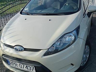 Używany Ford Fiesta 68 KM (50 kW) 2009 Inny kolor Hatchback
