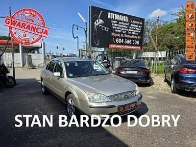 Używany Ford Mondeo Ghia 145 KM (106 kW) 2005 Złoty Sedan/Limuzyna