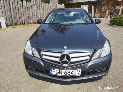 Mercedes E220