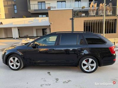 Czarny Używany 2014 Skoda Octavia Ambition Kombi | 31 999 zł (Uczciwa cena)