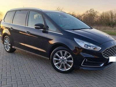 Czarny Używany 2021 Ford Galaxy Vignale Minivan | 99 900 zł
