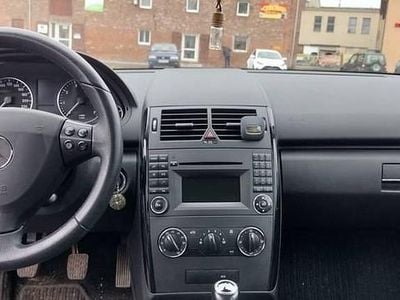 używany Mercedes A160 Klasa BlueEfficiency 2010