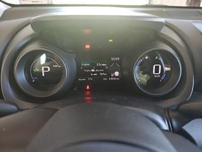 Toyota Yaris Hybrid