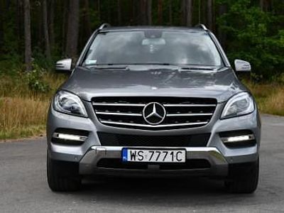 używany Mercedes 350 Klasa ML W166 Bluetec 4MATIC, 2012 r. z Polskiego Salonu.
