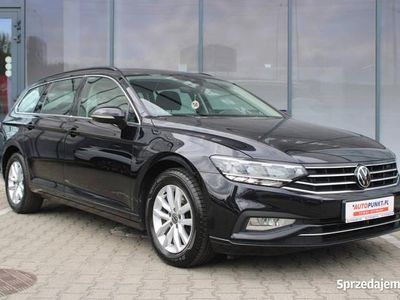 Używany 2022 VW Passat | 89 800 zł (Dość drogi)