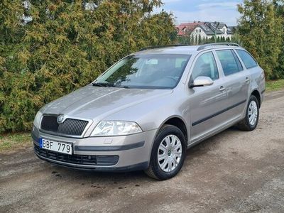 używany Skoda Octavia 1.6dm 102KM 2008r. 185 152km